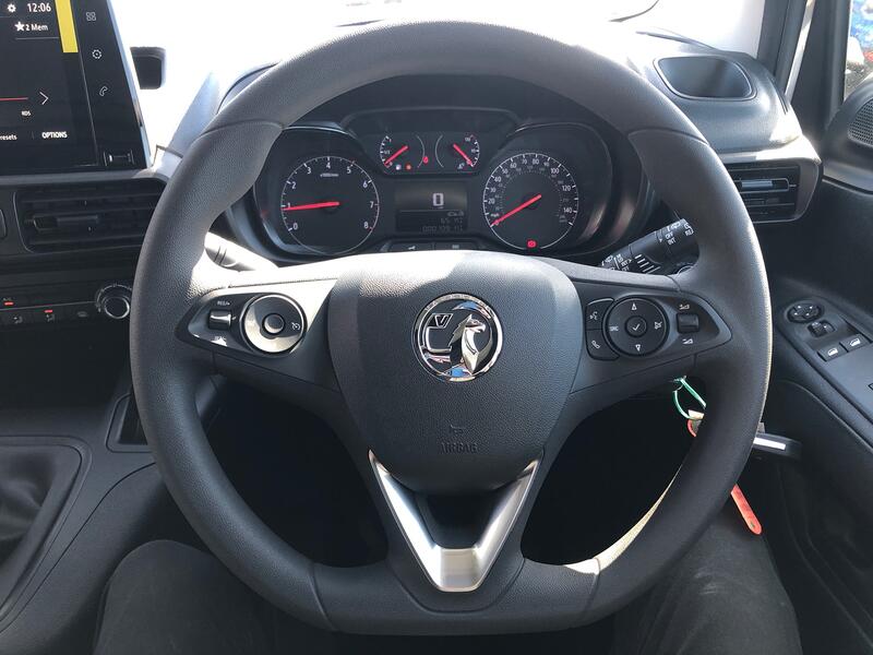VAUXHALL COMBO