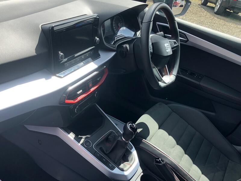 SEAT ARONA