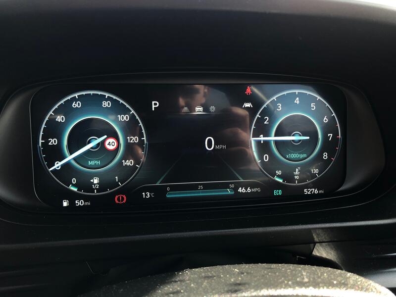 HYUNDAI BAYON