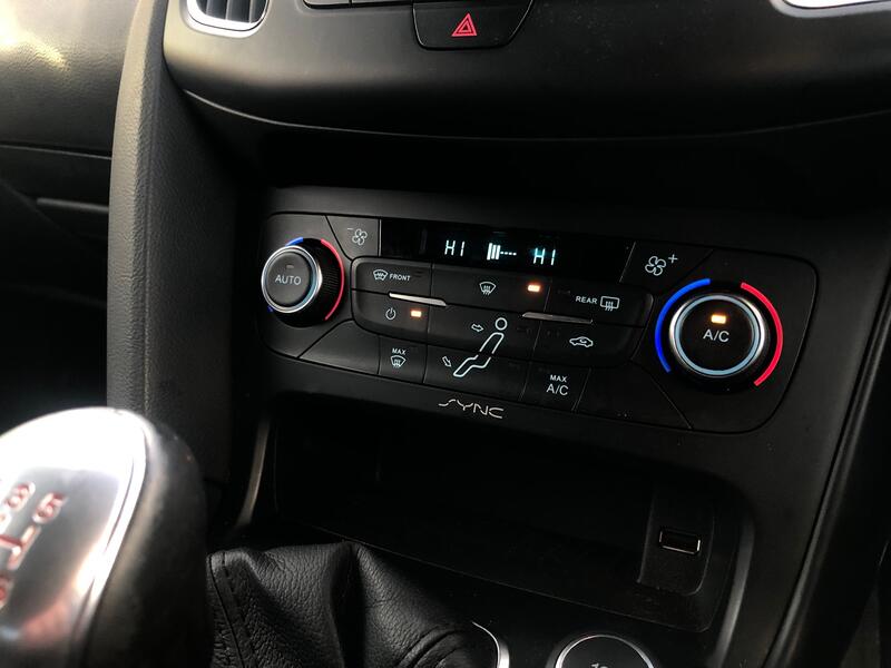 FORD FOCUS