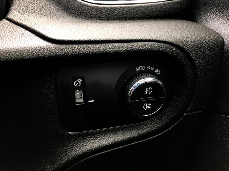 VAUXHALL GRANDLAND X