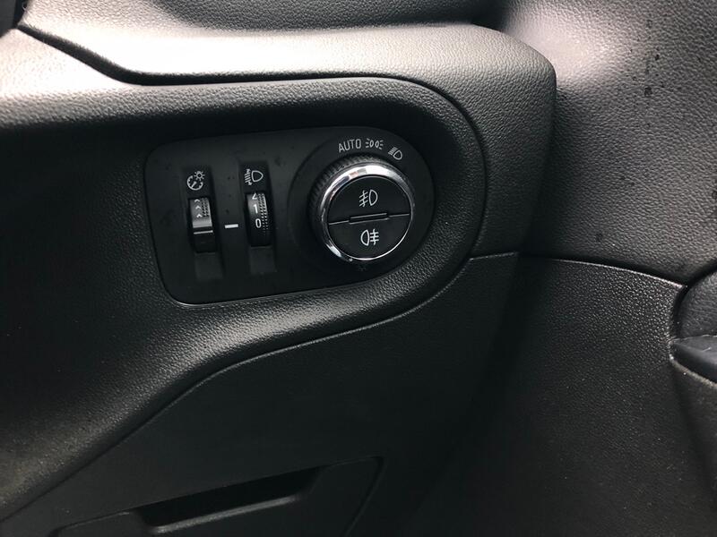 VAUXHALL GRANDLAND X