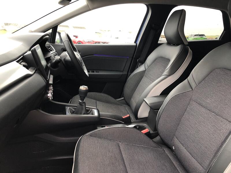 RENAULT CAPTUR