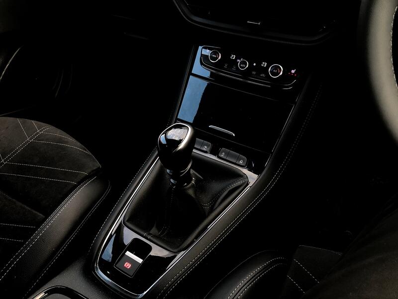 VAUXHALL GRANDLAND X