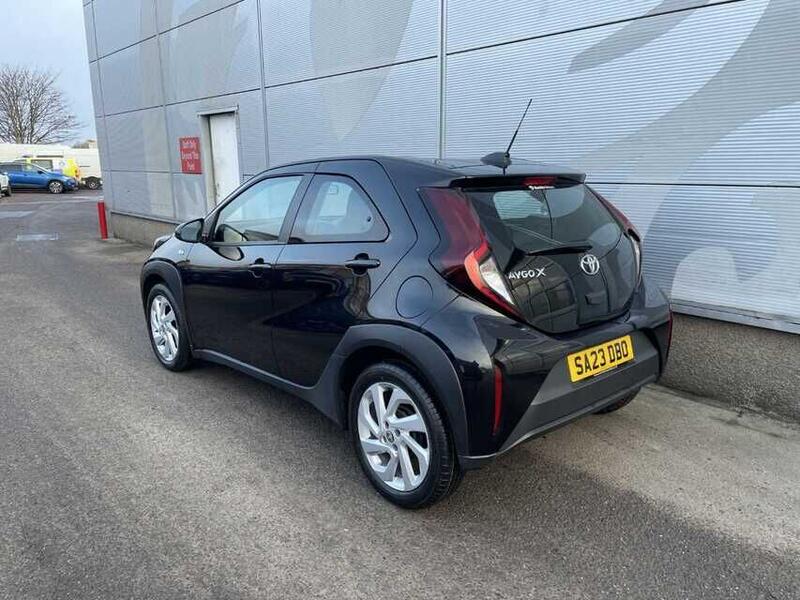 TOYOTA AYGO X