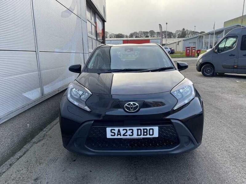 TOYOTA AYGO X