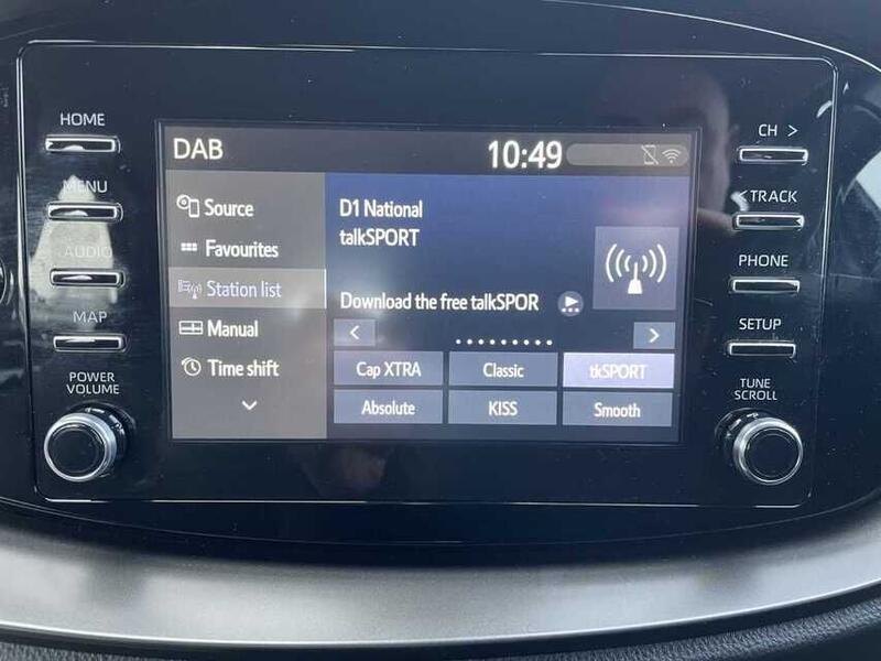 TOYOTA AYGO X